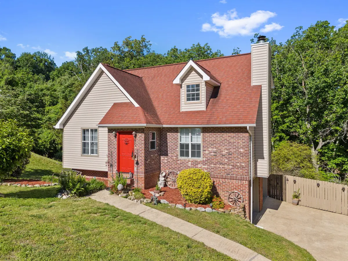 6233 Hunter Valley Road, Ooltewah, TN 37363 - #1