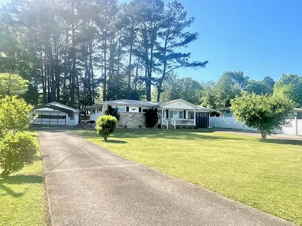 238 Dry Valley Road, Rossville, GA 30741