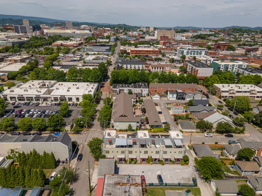 224 W 18th Street, Chattanooga, TN 37408 - #3