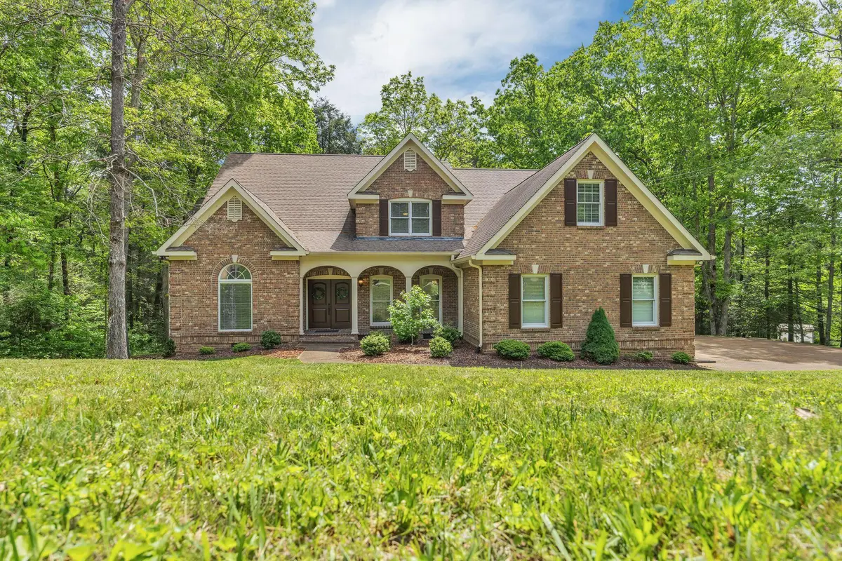 308 Creekshire Drive, Signal Mountain, TN 37377 - #1