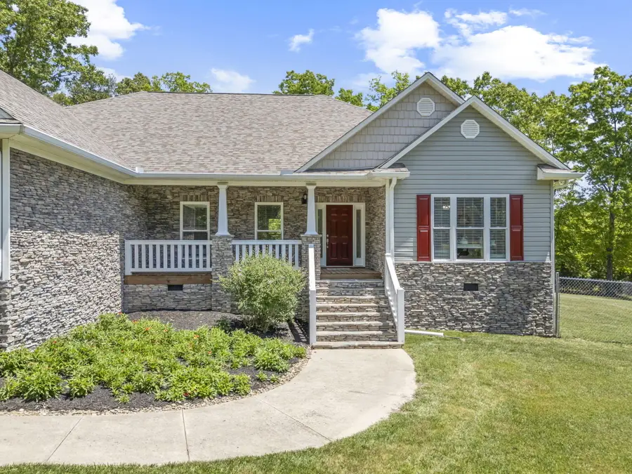 1647 Crowe Circle, Soddy Daisy, TN 37379 - #3