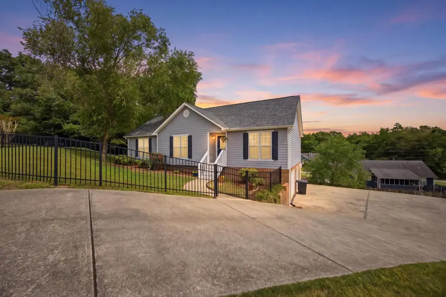 808 Brookcrest Lane, Hixson, TN 37343 - #2