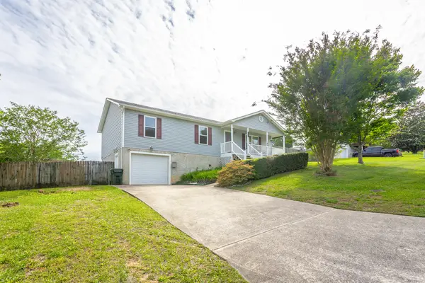 1092 Harvest Knoll Lane, Soddy Daisy, TN 37379