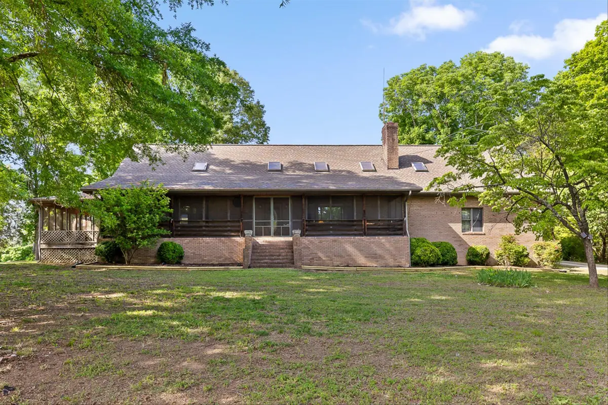 2401 Igou Ferry Road, Soddy Daisy, TN 37379 - #1