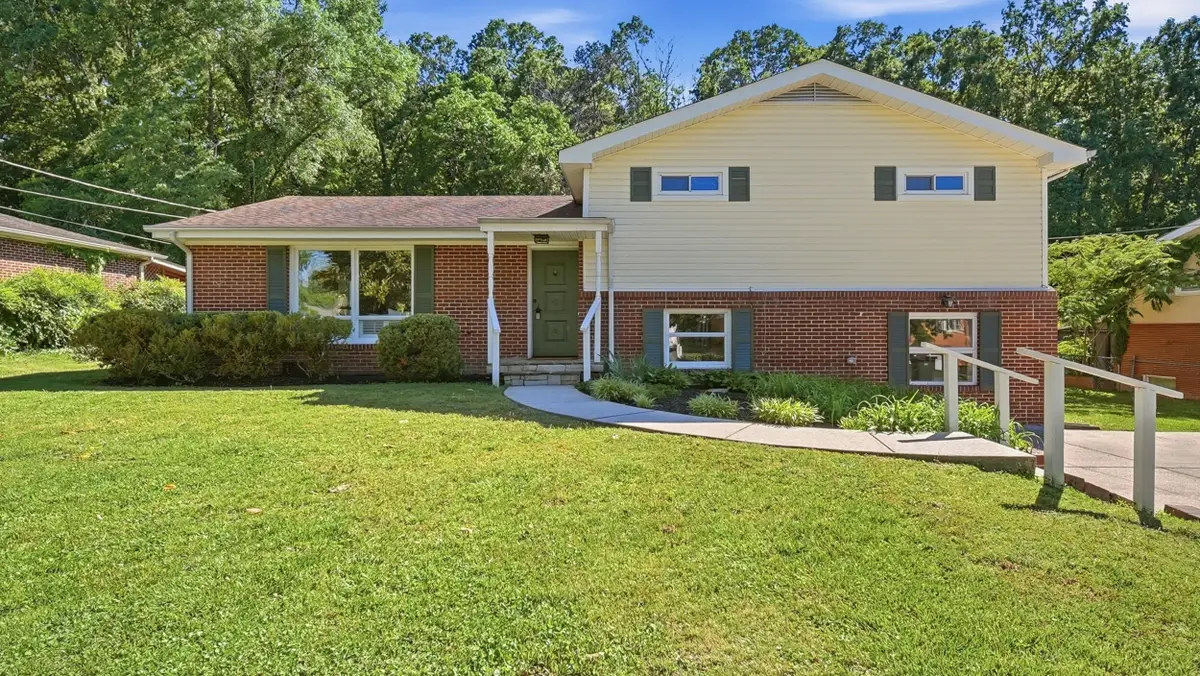 124 Coffman Drive, Fort Oglethorpe, GA 30742 - #1