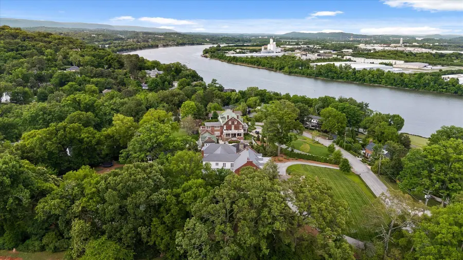 1636 Hillcrest Road, Chattanooga, TN 37405 - #2