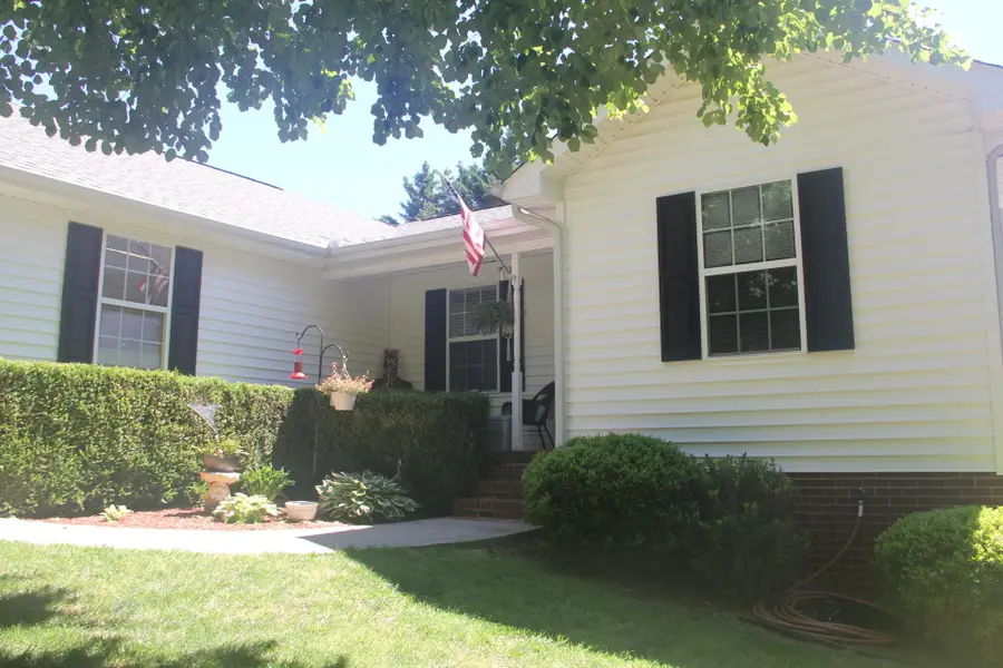 3718 Salem Valley Road, Ringgold, GA 30736 - #2
