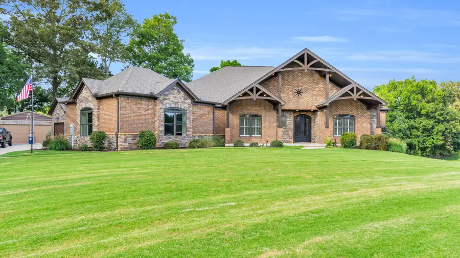7020 Clarissa Drive, Ooltewah, TN 37363 - #2