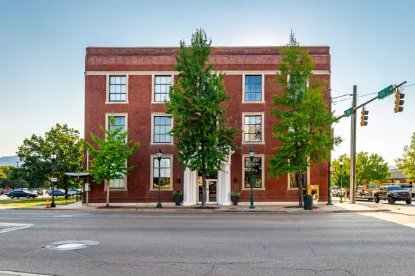 1301 Market Street #106, Chattanooga, TN 37402
