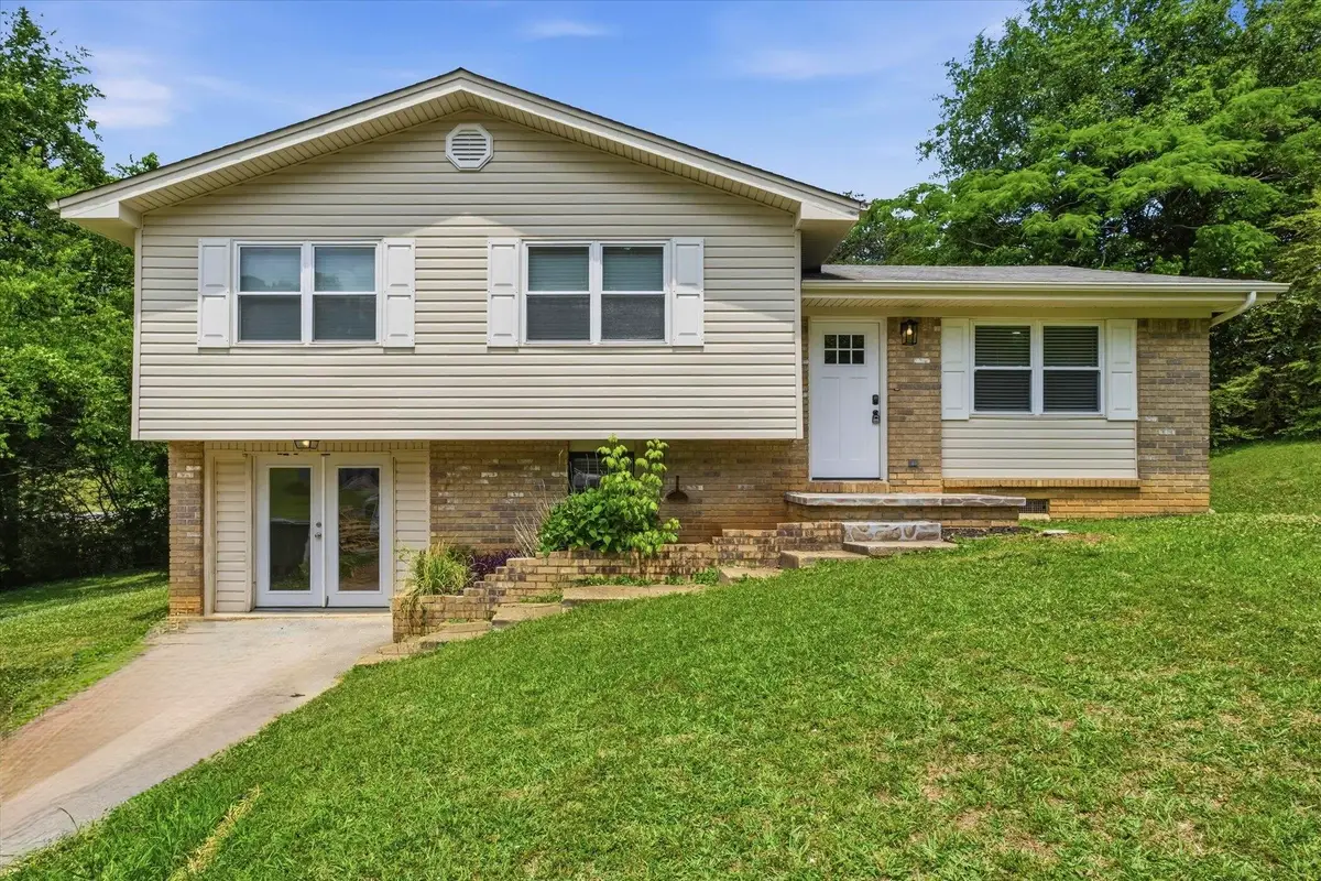 901 Valerie Lane, Hixson, TN 37343 - #1