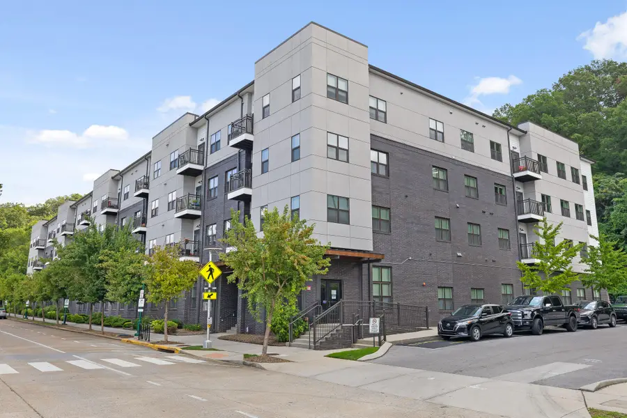 782 Riverfront Parkway #322, Chattanooga, TN 37402 - #2