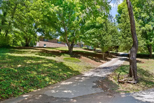 1653 Clearview Drive, Ringgold, GA 30736