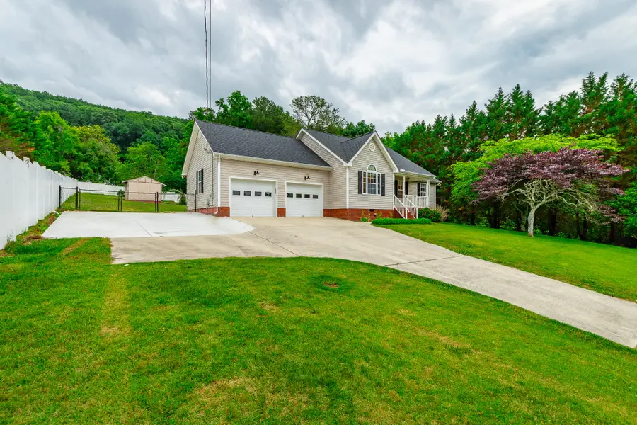 1092 Beaumont Road, Ringgold, GA 30736 - #3
