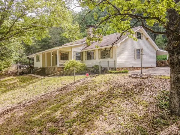 422 Bonifacious Road, Tunnel Hill, GA 30755