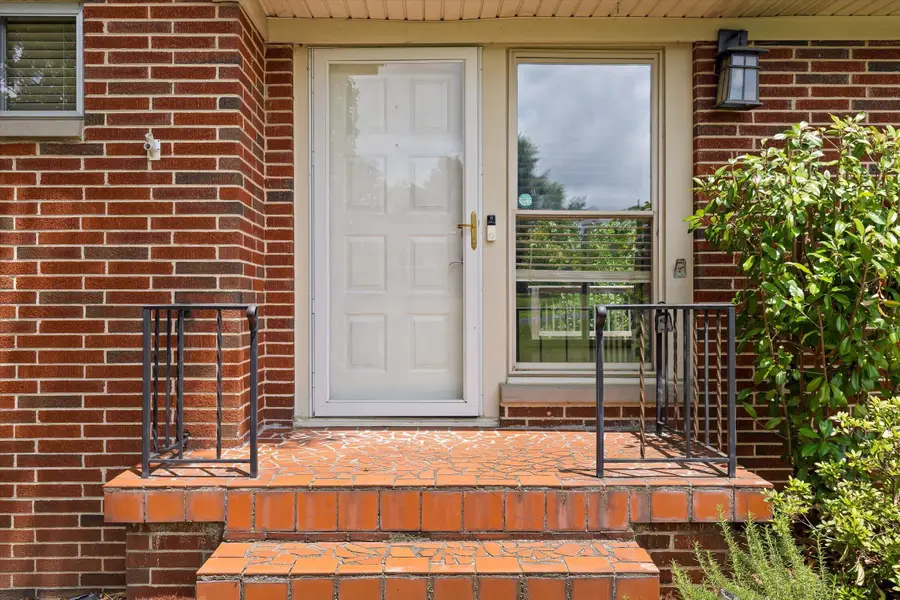 3515 Claremont Avenue, Chattanooga, TN 37412 - #2