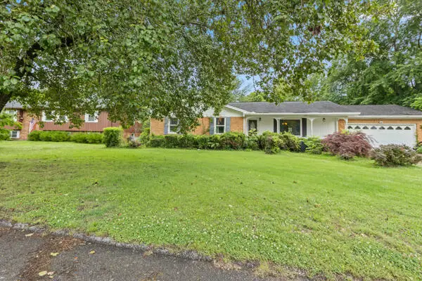 7320 Brookside Drive, Chattanooga, TN 37421