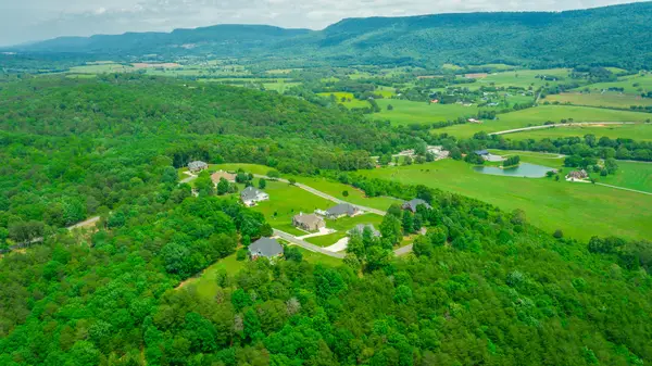 27 Skyhigh Drive, Dunlap, TN 37327