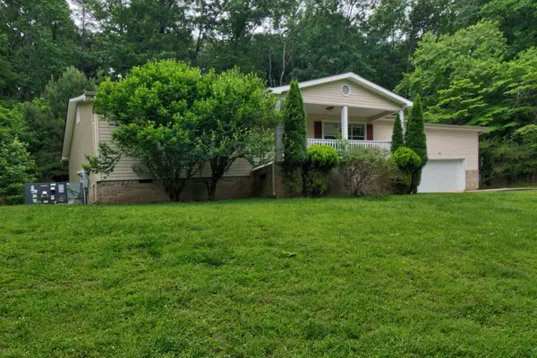 10718 Lonnie Lane, Ooltewah, TN 37363
