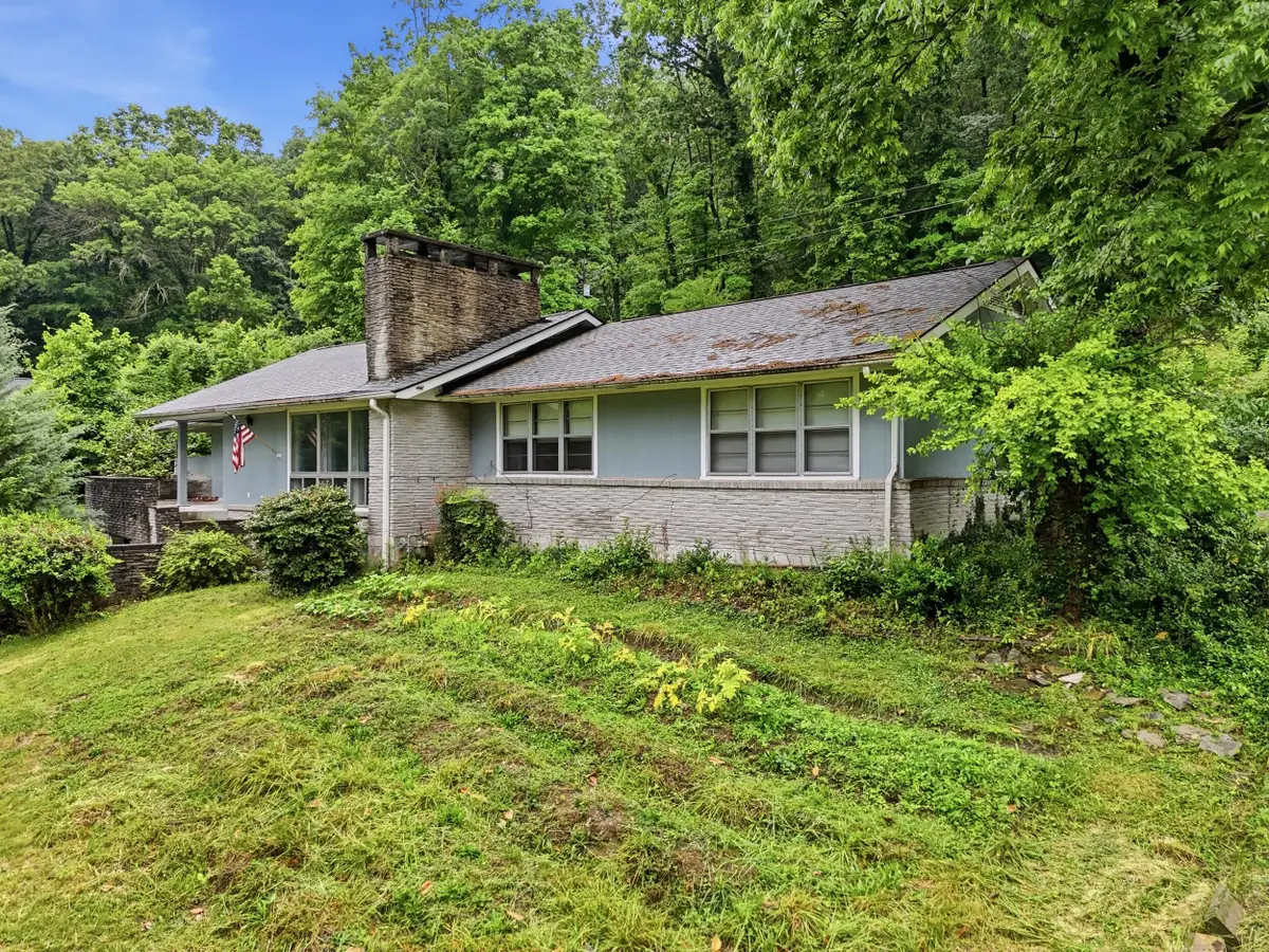 700 Contour Avenue, South Pittsburg, TN 37380 - #1