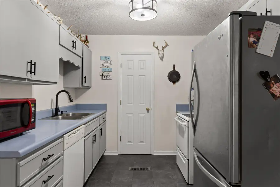 1884 Peavine Road, Rock Spring, GA 30739 - #3