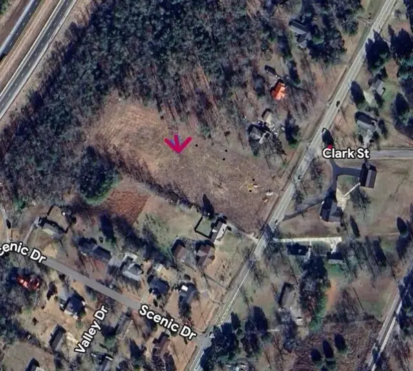 13745 N Main Street, Trenton, GA 30752