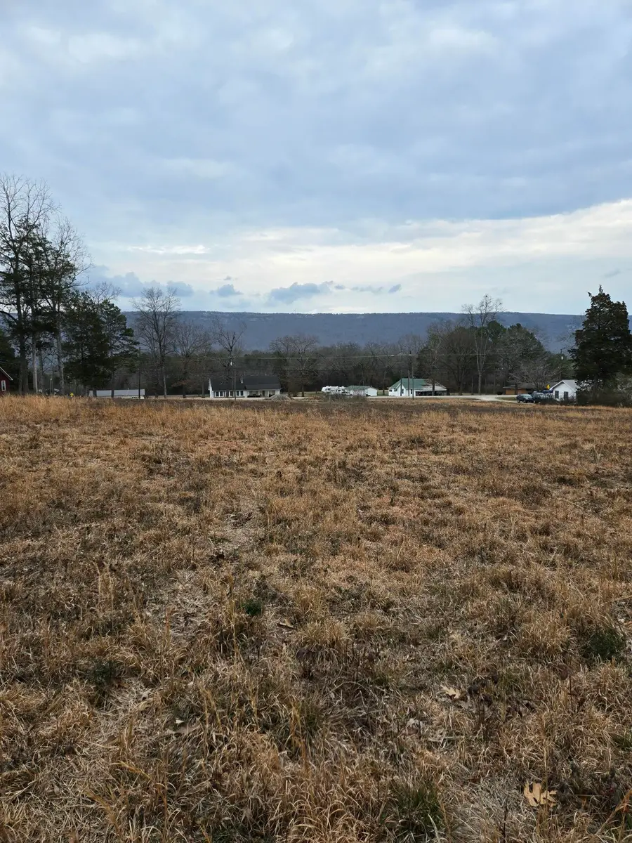 13745 N Main Street, Trenton, GA 30752 - #2