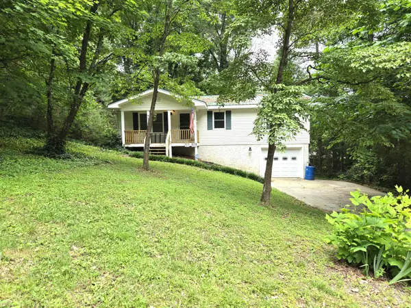 731 Larkwood Drive, Tunnel Hill, GA 30755