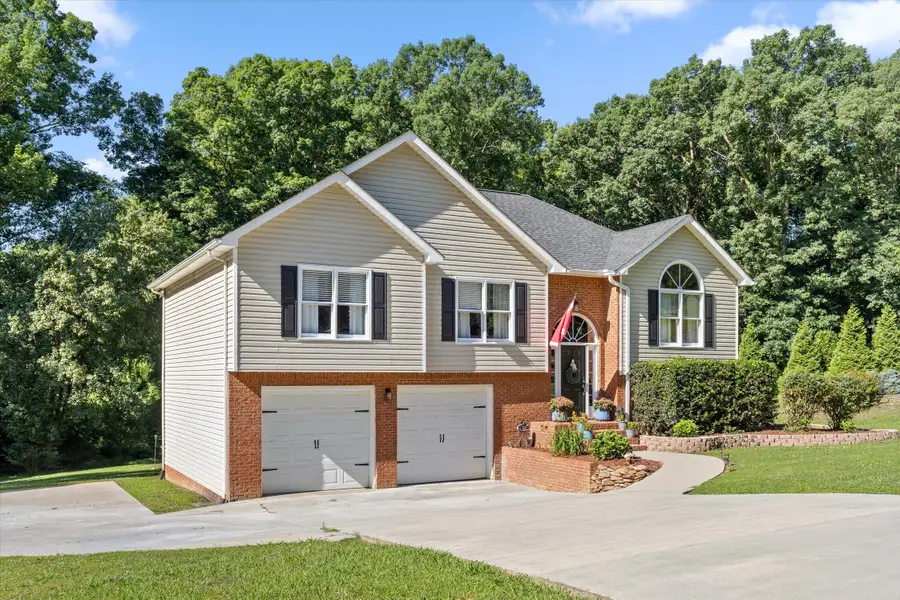 105 Creekside Drive, Dalton, GA 30720 - #2