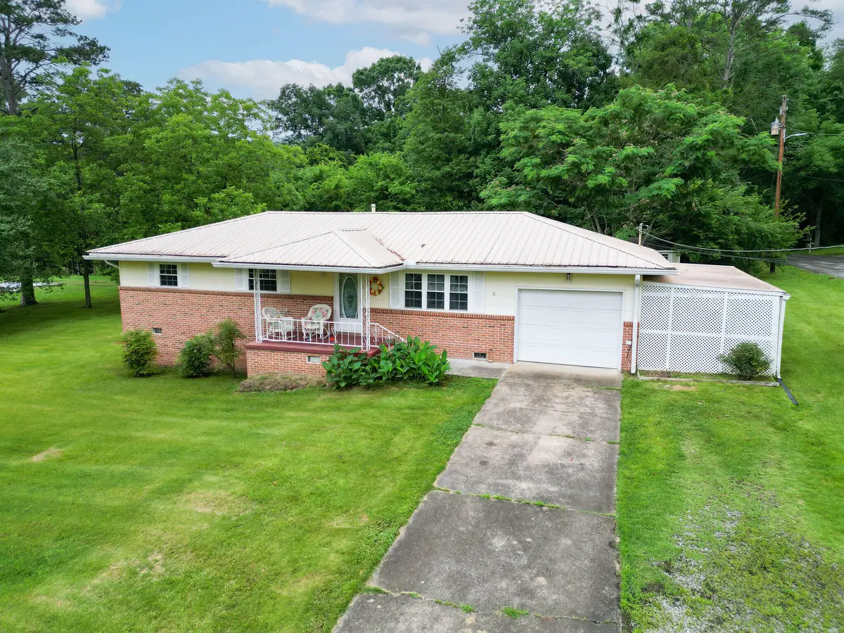 89 N Pine Street, Trenton, GA 30752 - #1