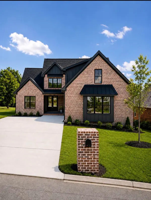 9842 Leslie Sandidge Drive, Ooltewah, TN 37363