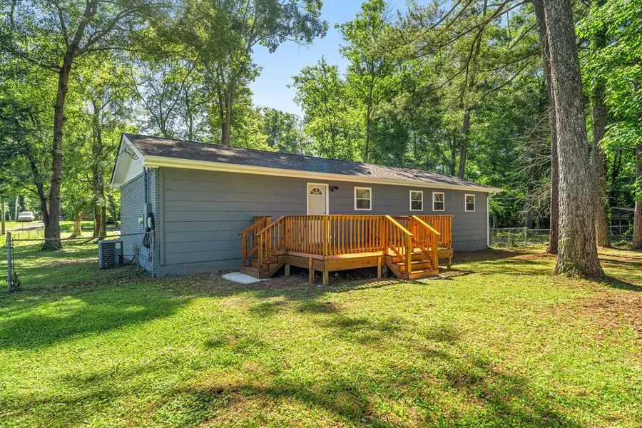 106 Park Street, Chickamauga, GA 30707 - #2