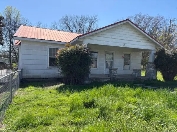 1110 Glentana Street, Rossville, GA 30741