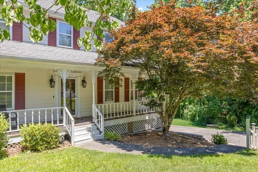 421 Golden Oaks Drive, Hixson, TN 37343 - #2