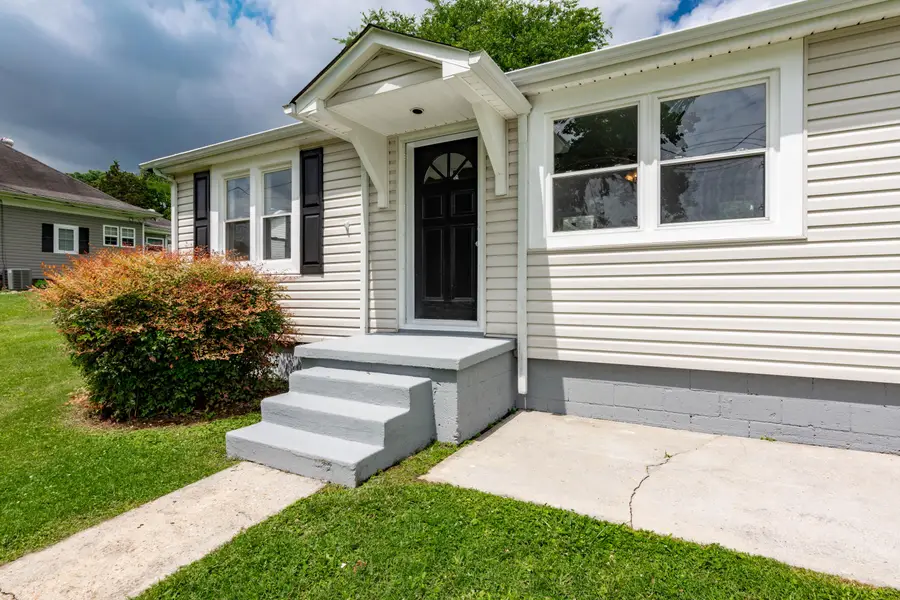 11353 N Oak Street, Soddy Daisy, TN 37379 - #2