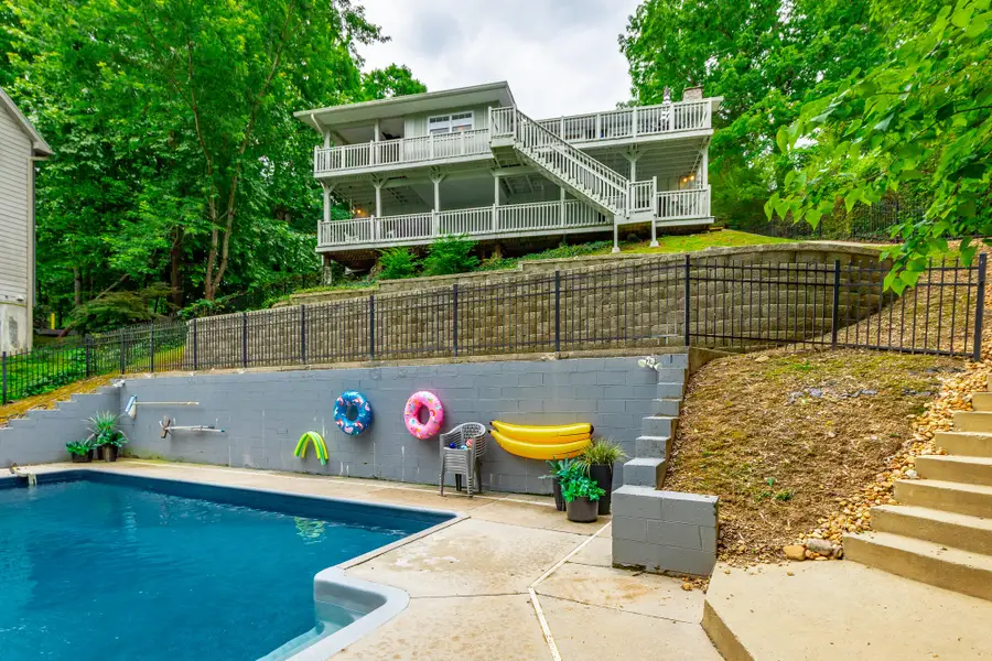 1043 Clift Cave Drive, Soddy Daisy, TN 37379 - #3