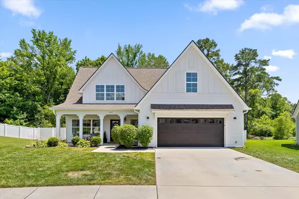 1297 Baldwin Field Circle, Hixson, TN 37343