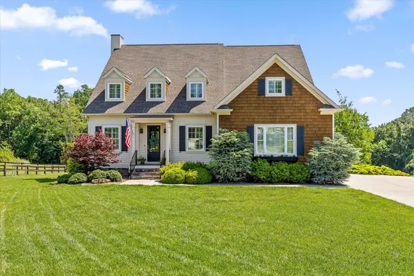 1908 Wagon Lane, Signal Mountain, TN 37377