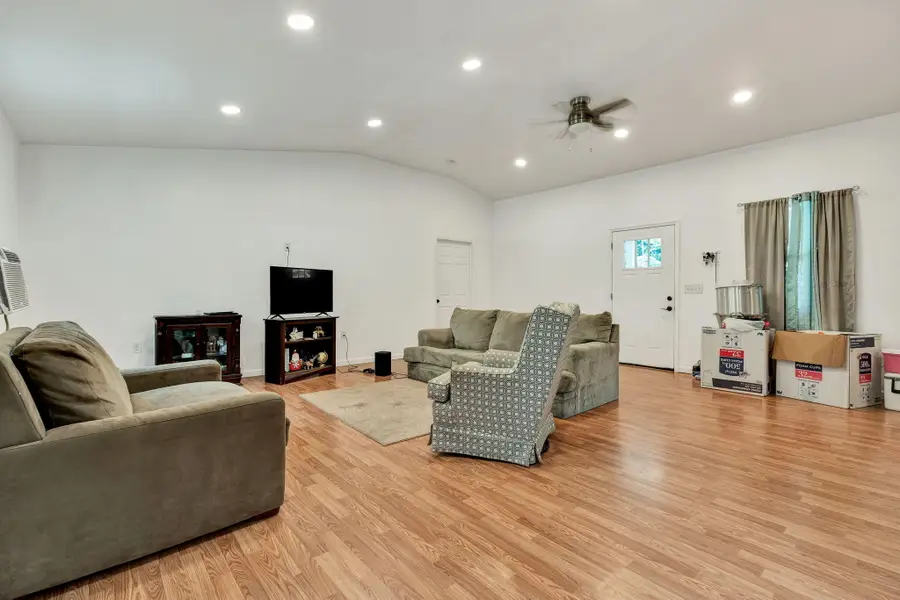 200 Queens Lane, Decatur, TN 37322 - #3