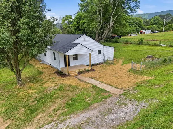 1000 Cemetery Road, Spring City, TN 37381