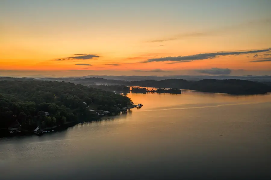260 Lakeside Lodge Lane, Spring City, TN 37381 - #2