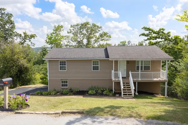 4000 Shady Oak Drive, Ooltewah, TN 37363