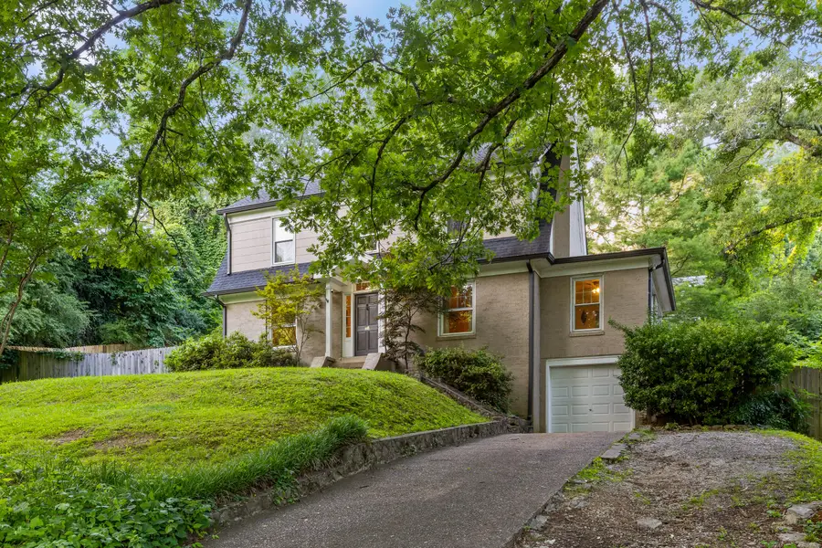 215 N Seminole Drive, Chattanooga, TN 37411 - #2