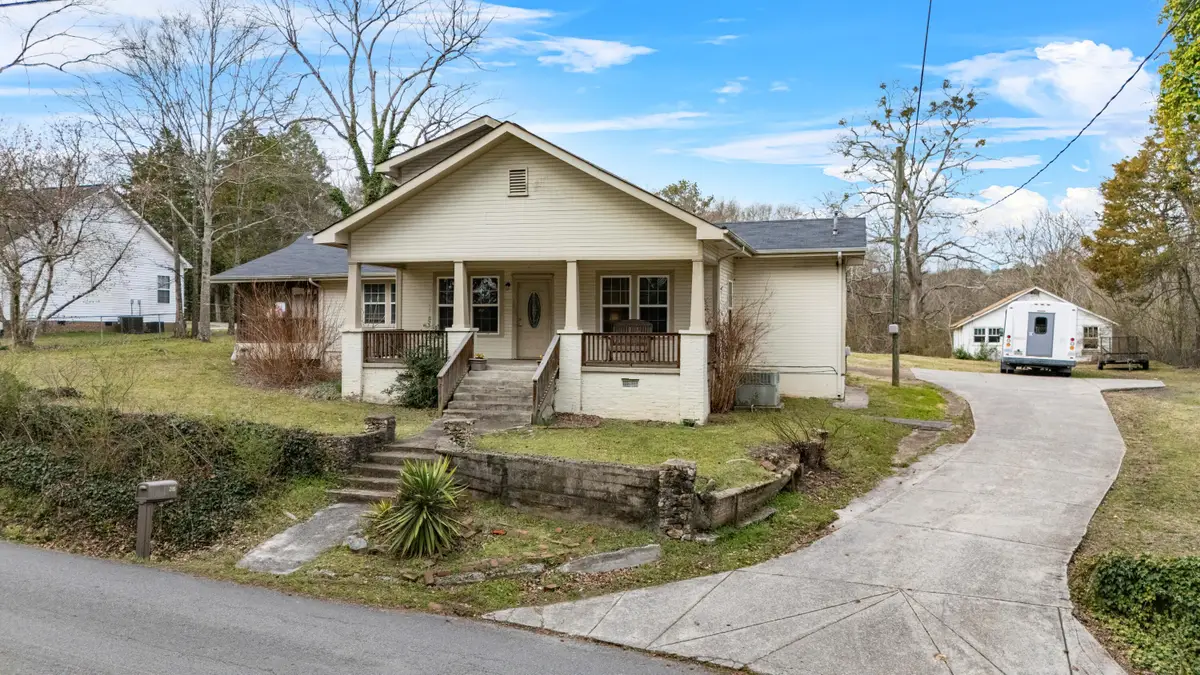 205 Wheeler Avenue, Chickamauga, GA 30707 - #1