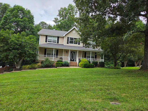 8921 Grey Mountain Drive, Ooltewah, TN 37363