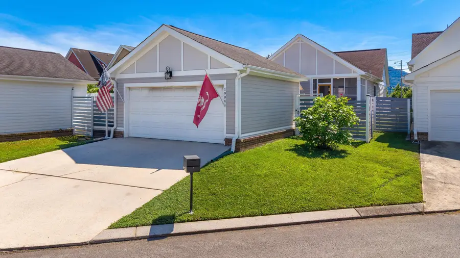 1904 Rossville Avenue, Chattanooga, TN 37408 - #2