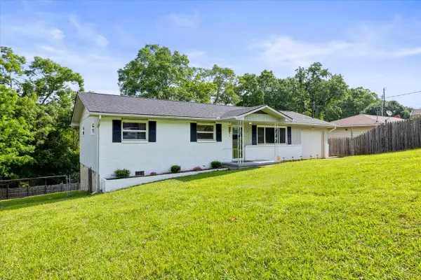 6 Wayne Lane, Rossville, GA 30741