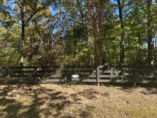 4276 Taft Highway, Signal Mountain, TN 37377