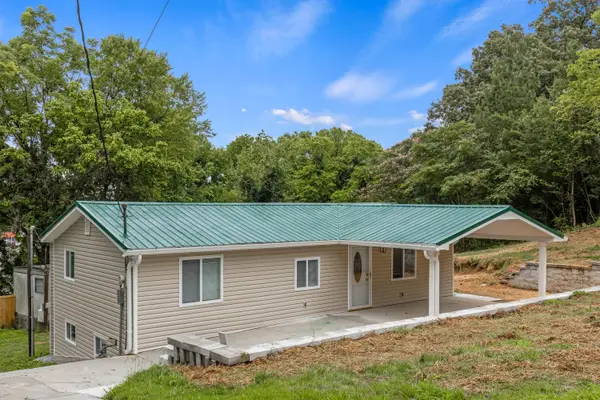 133 Mccraw Street, Rossville, GA 30741