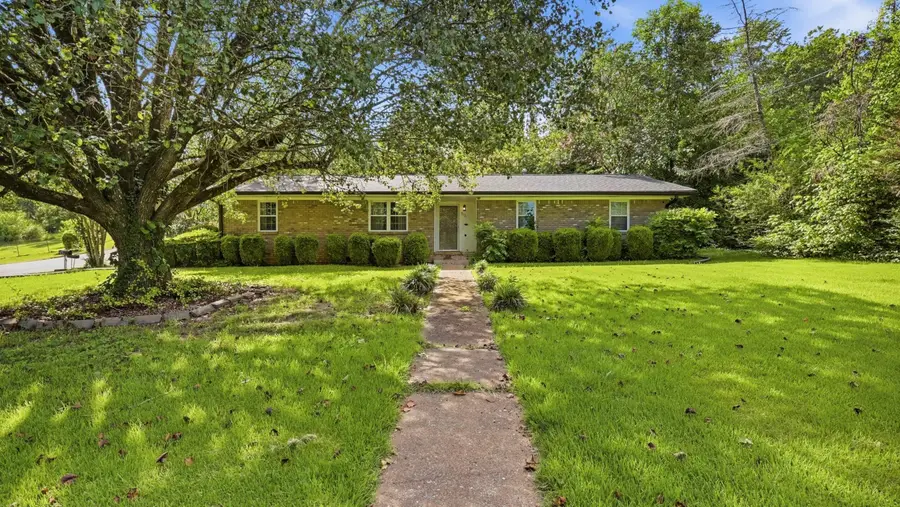 9121 N Hickory Valley Road, Chattanooga, TN 37416 - #2