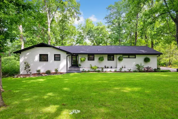 325 Arrow Drive, Signal Mountain, TN 37377